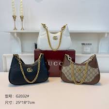 Gucci Aphrodite Small Shoulder Bag